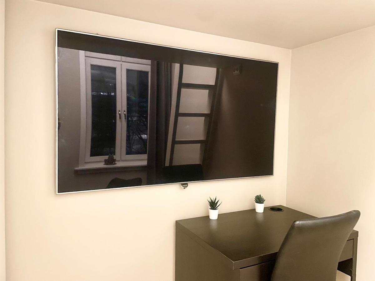 4 Bed Riverside Lejlighed *